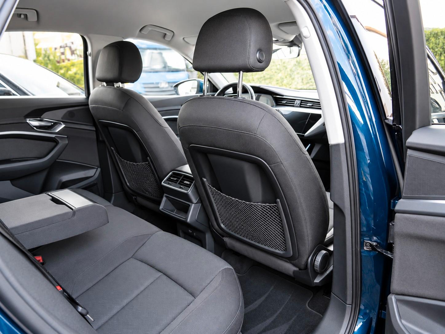 AUDI E-TRON - SPORTBACK 50 - 313 CV - BVA - ATTELAGE - ENTRETIEN AUDI