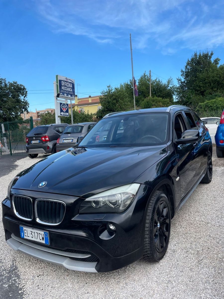 BMW X1 - 1