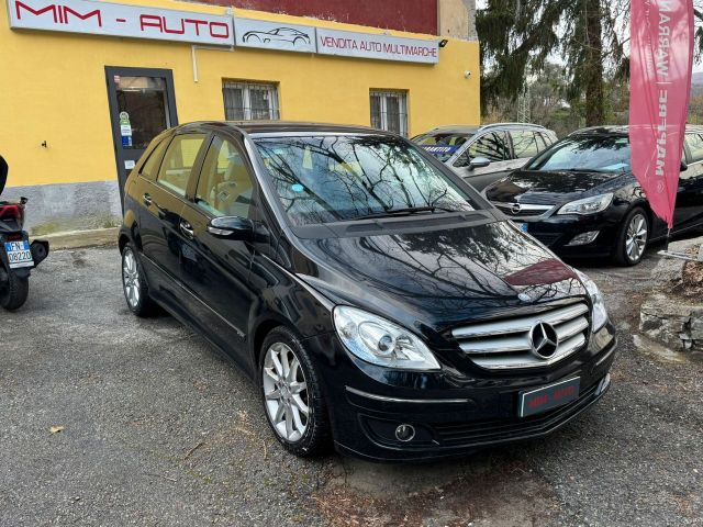 Mercedes-Benz Mercedes-benz B 200 B 200 CDI Sport FL 140CV