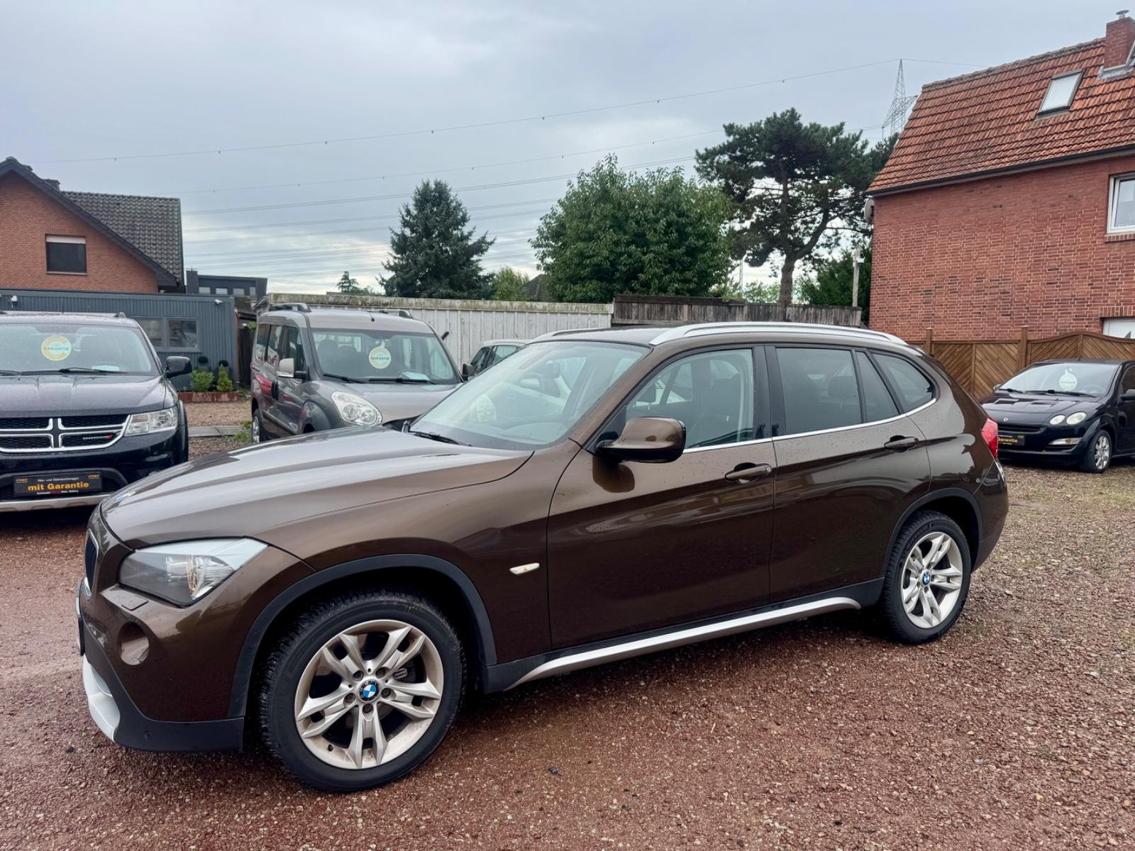 BMW X1 sDrive 20 i*LÜCKENLOSE SCHECKHEFTGEPFLEGT*TOP