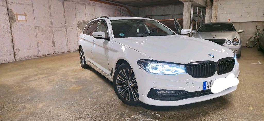 Image of BMW 530