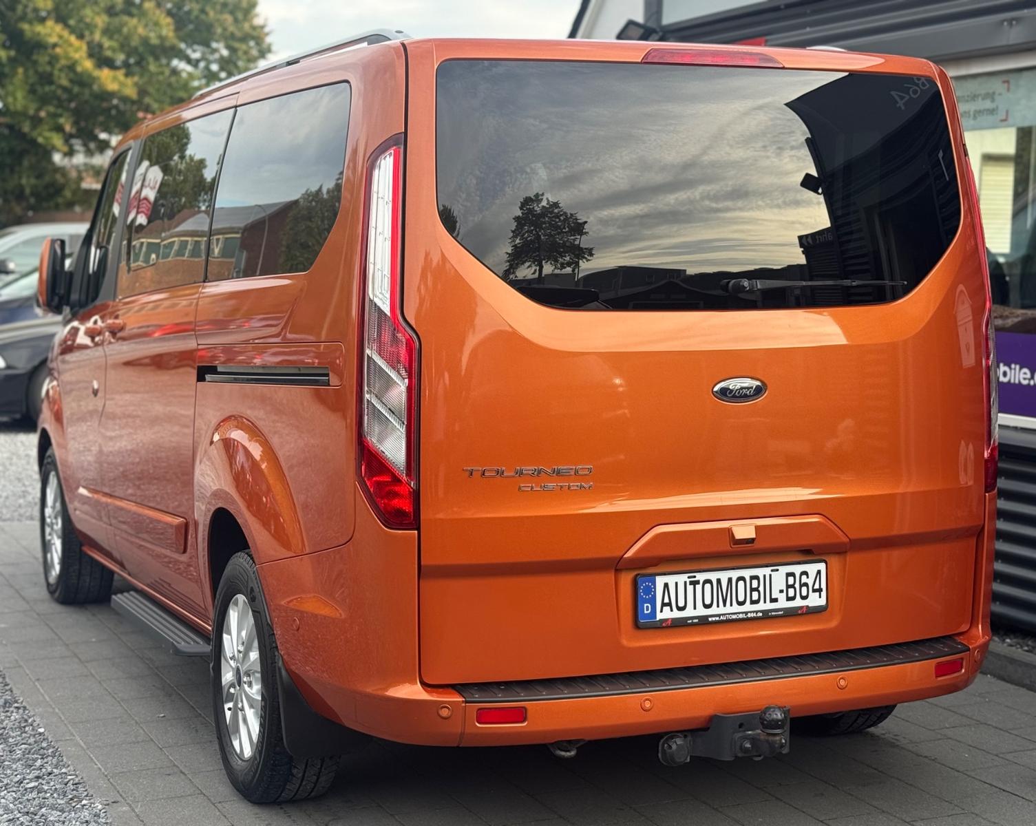 Ford Transit Custom L1 Titanium X *AUTOMATIK|9-SITZE*