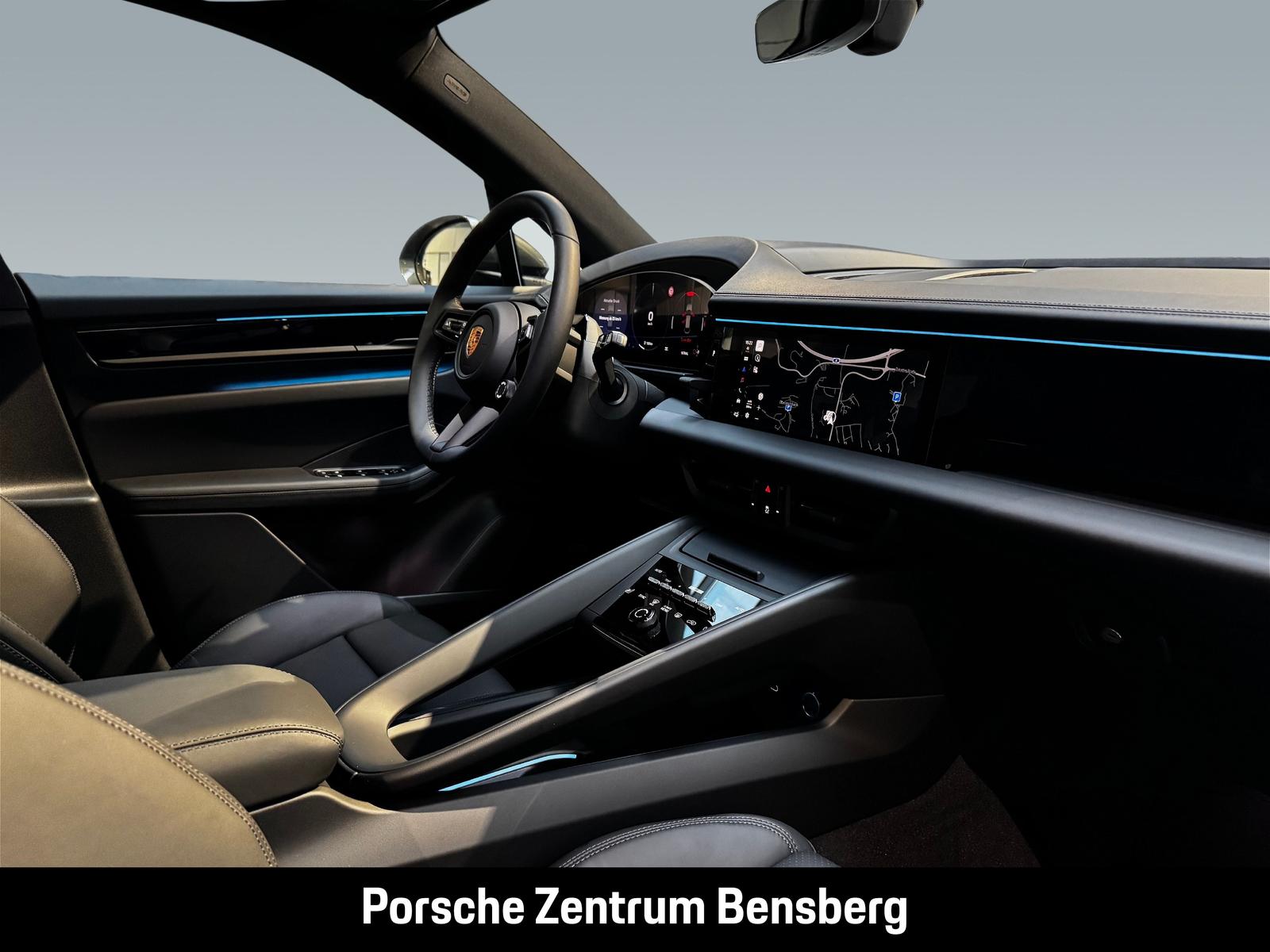 Porsche Macan 4S Electric