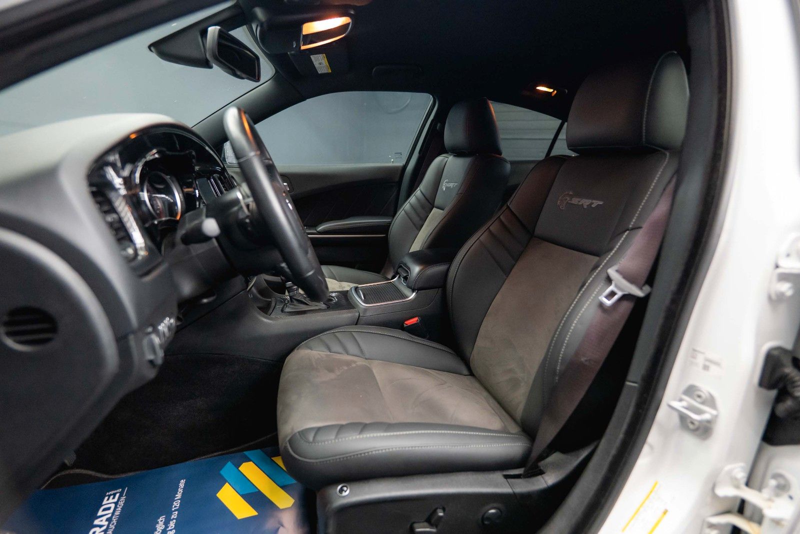 Fahrzeugabbildung Dodge Charger 3.6 4x4 SRT Styling *Kamera*LED*20 Zoll*