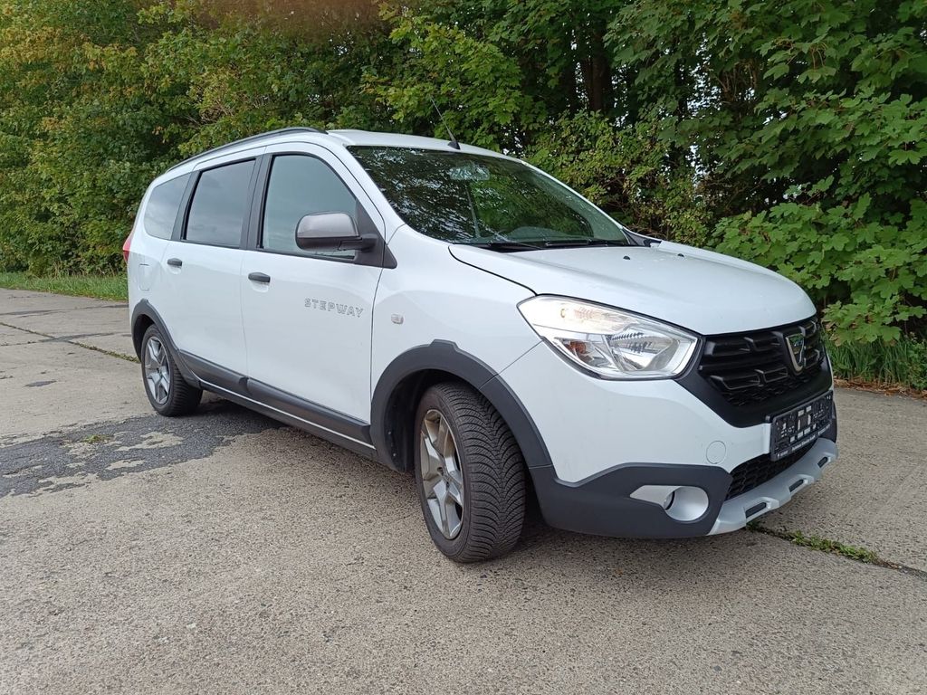 Image of Dacia Lodgy