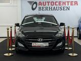 Hyundai i30 YES! 1.6*NAVIGATION*PDC*1.HAND*GARANTIE - Hyundai i30 Gebrauchtwagen in Duisburg