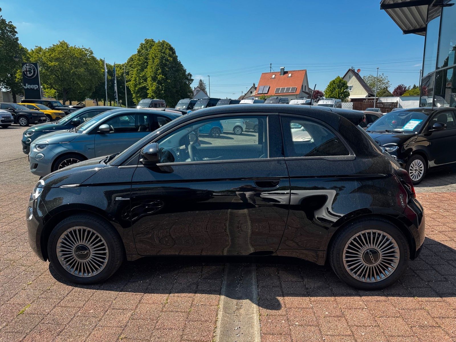 Fahrzeugabbildung Fiat 500 e Icon
