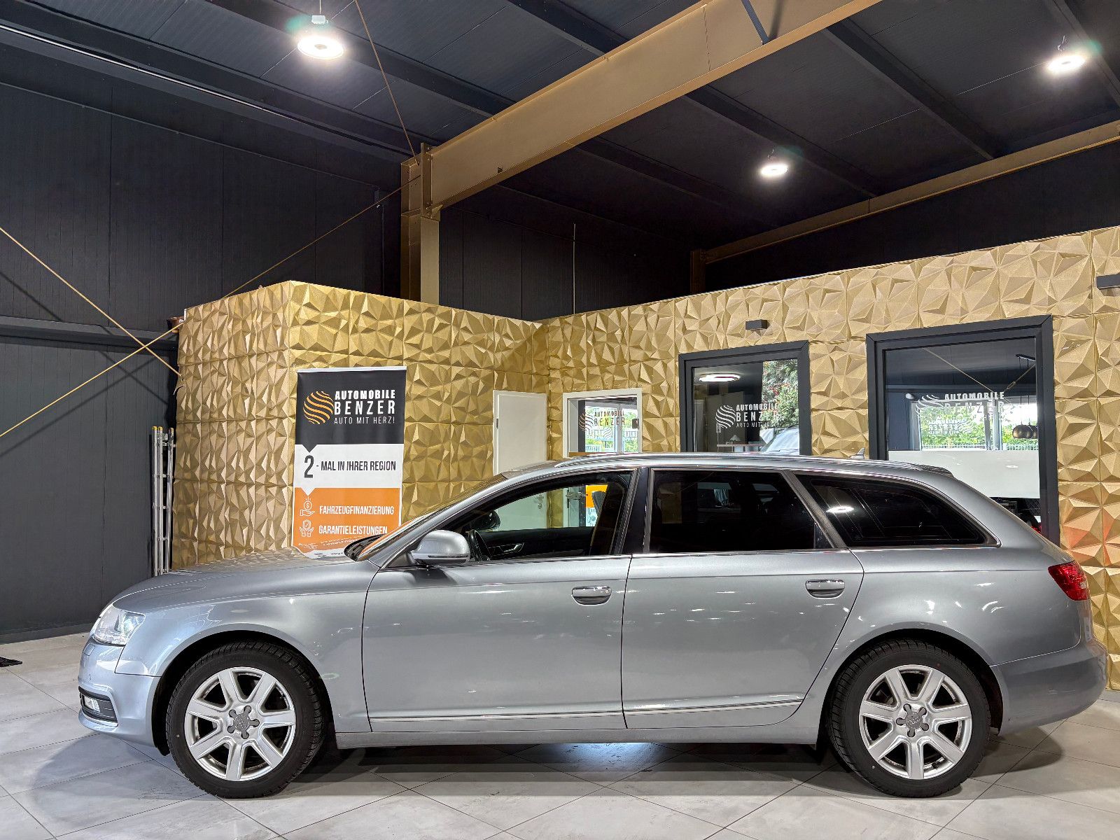 Fahrzeugabbildung Audi A6 Avant 2.0 TDI/NAVI/PDC/KLIMA/SHZ/TEMPOMAT