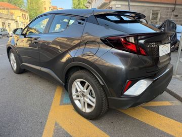 Toyota C-HR - 4