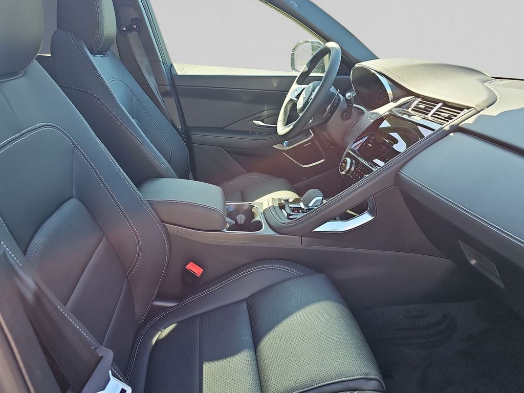 Jaguar E-Pace D200 AWD R-Dynamic SE
