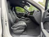 Porsche Coupe GTS kreide Leichtbau Chrono/HUD/22/PDCC - gebrauchte Porsche Cayenne aus dem Jahr 2024