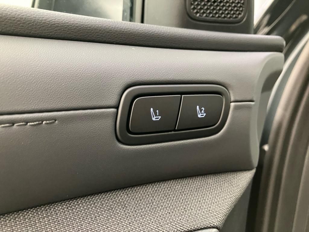 Fahrzeugabbildung Hyundai TUCSON FL (MY26) 1.6 T-GDI 2xKlima 4xSHZ AUT HUD