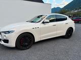 Maserati Levante 3.0 S Carbon Zegna Ausstattung  - Maserati Levante von privat