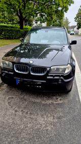 BMW X3 3.0i - - BMW X3 mit LPG-Antrieb: Geländewagen