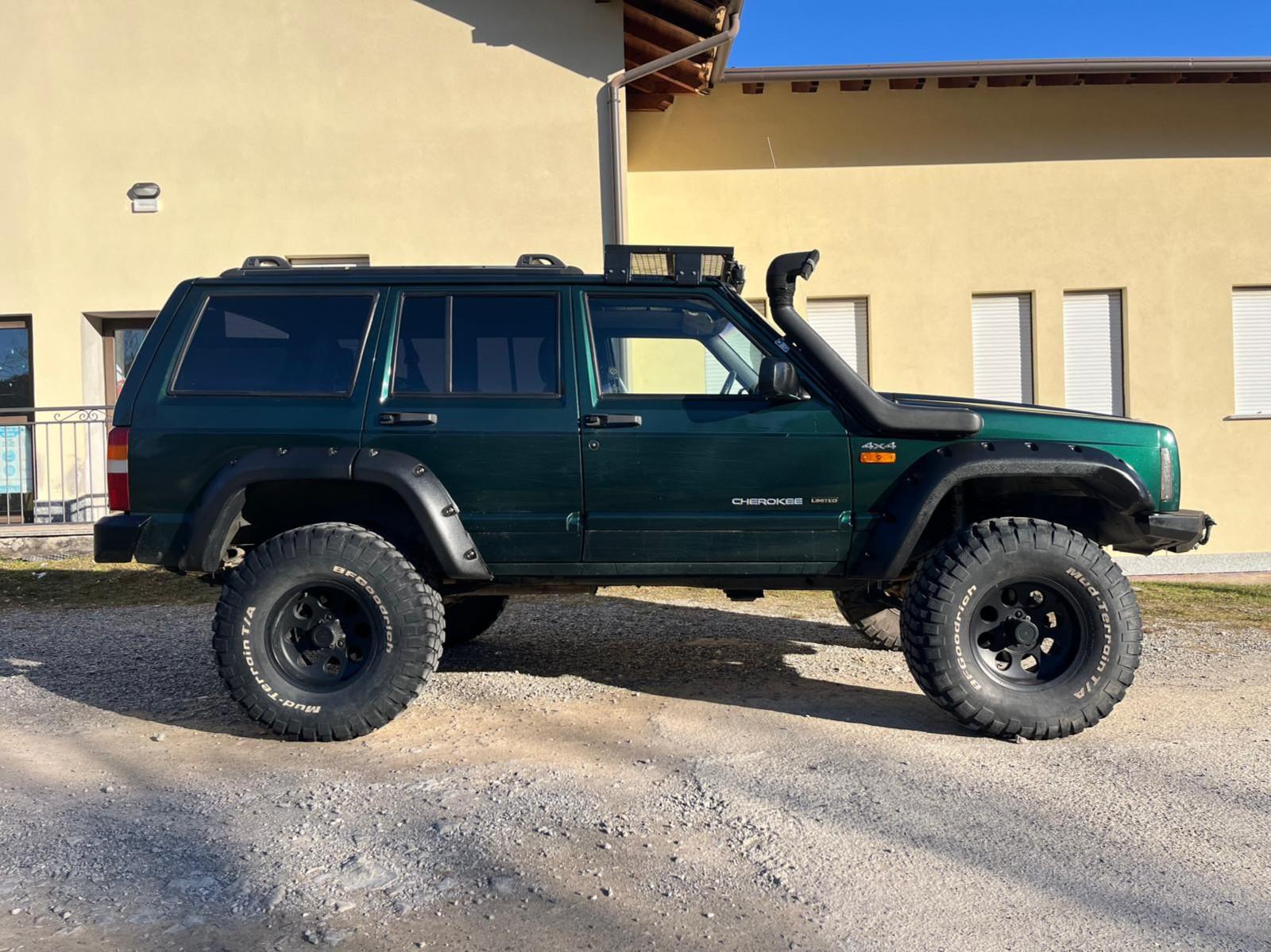Jeep Cherokee