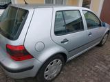 Volkswagen Golf 4, 1,4 Liter Hubraum, Edition - Volkswagen: Hub
