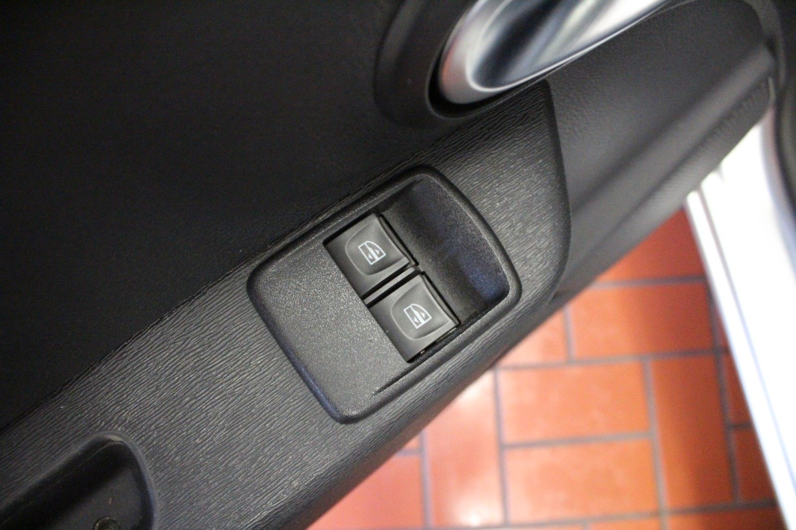 Fahrzeugabbildung Dacia Dokker SCe 100 Stepway *Navi*Klima*Kamera*