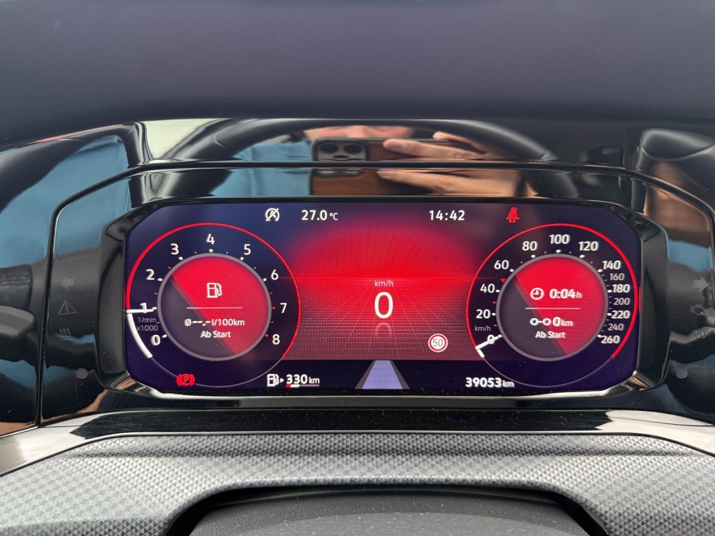 Fahrzeugabbildung Volkswagen Golf VIII United 1,5 TSI Navi Digi Cockpit LED A