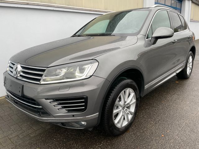 Volkswagen Touareg V6 TDI R-Line Terrain Tech 4Mot