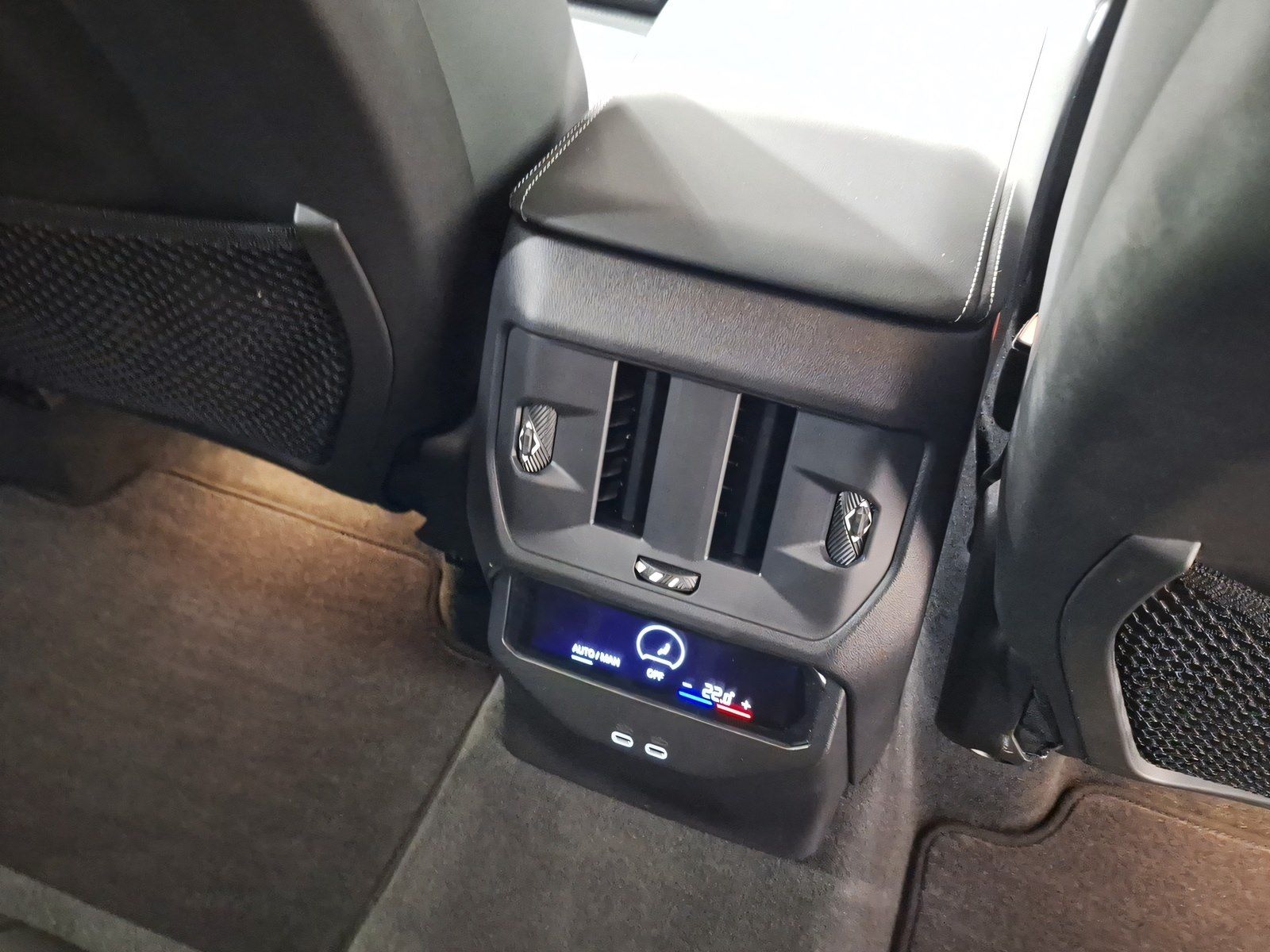 BMW X3 M50 - Bild 17