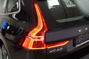 Volvo XC 60 Plus Bright 2WD Leder LED Kamera