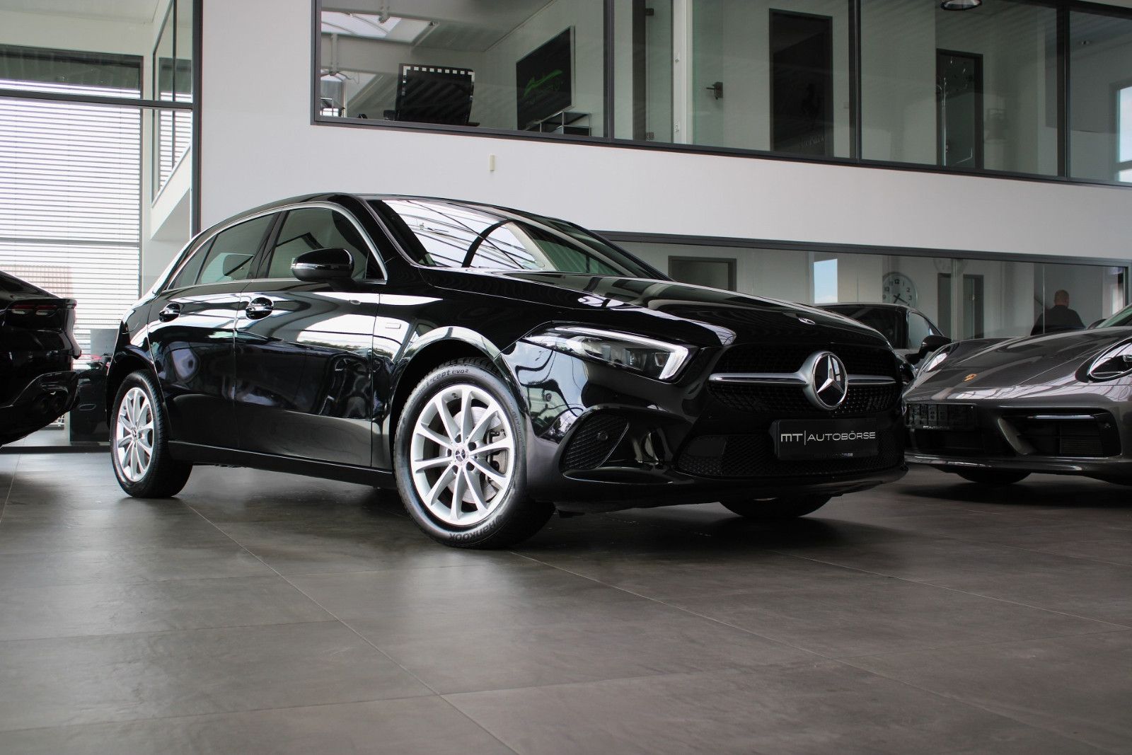 Mercedes-Benz A 250e PROGRESSIVE MBUX NAVI KAMERA LEDER foto 7