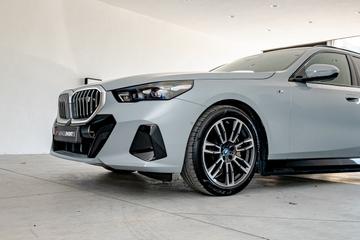 صورة 9 لـ 2024 BMW I5