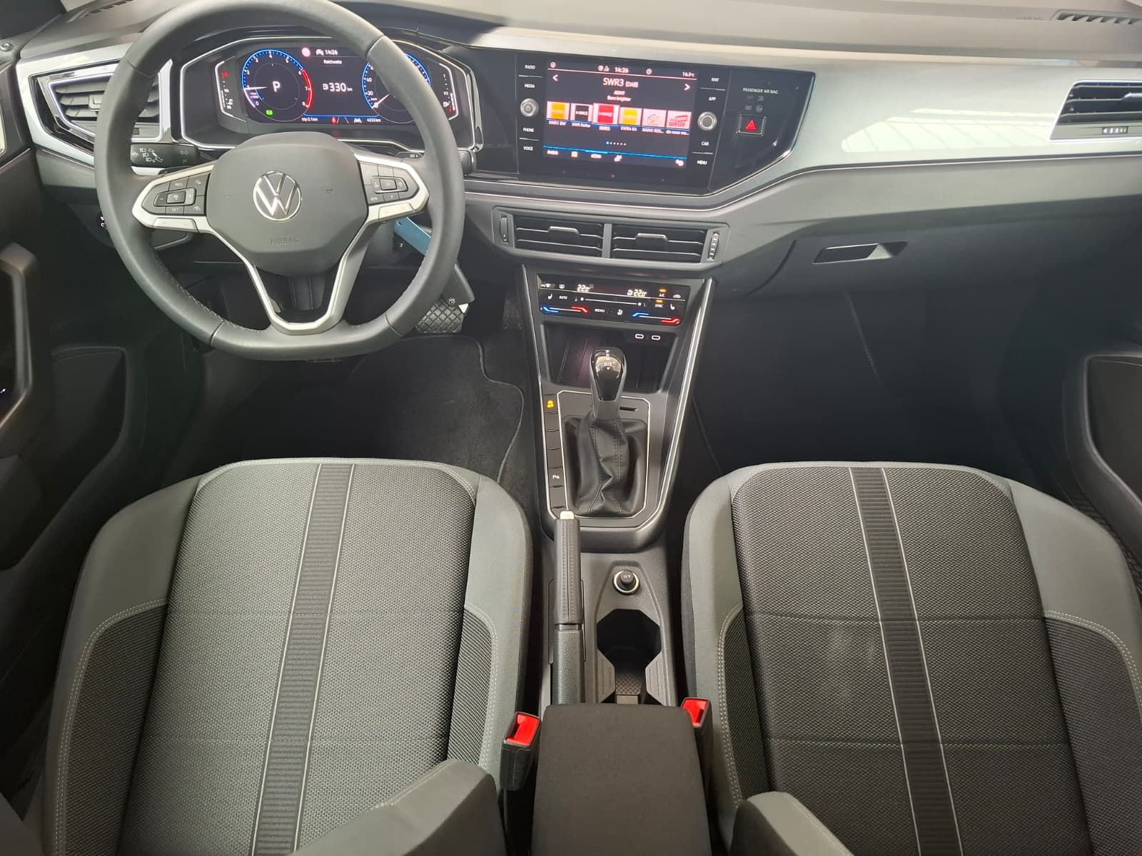 Fahrzeugabbildung Volkswagen Polo VI Style 1.0 TSI DSG +IQ Light +ACC +Kamera