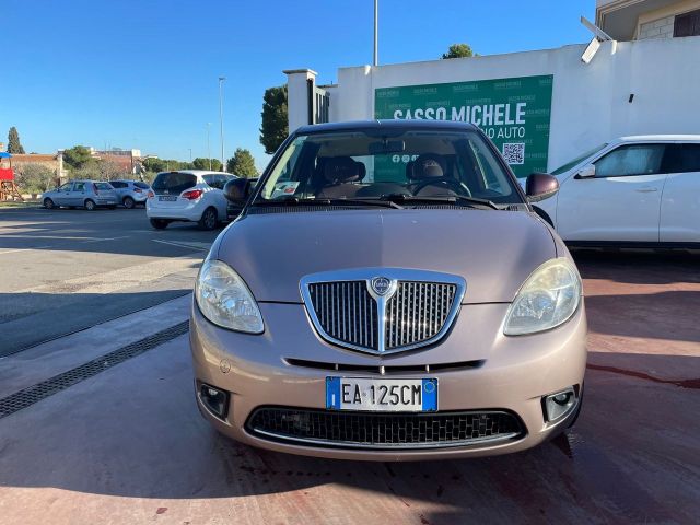 Lancia Ypsilon 1.4 Platino Ecochic GPL