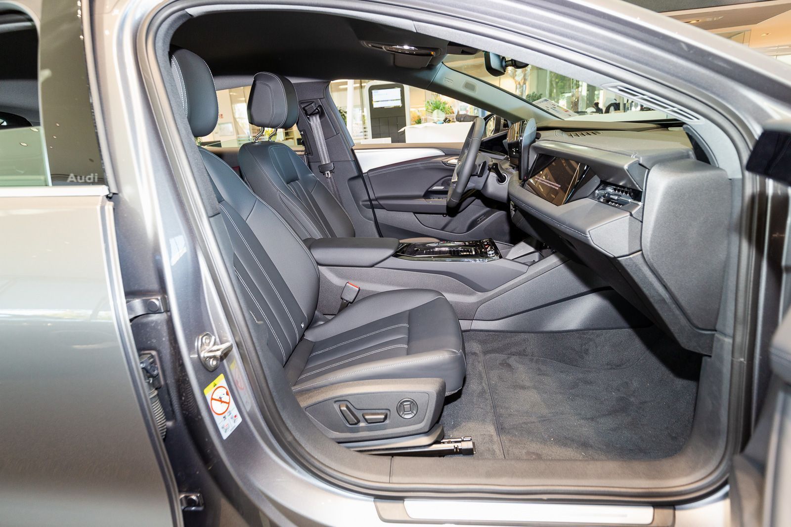 Audi A6 e-tron - Bild 12