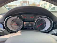 Fahrzeugabbildung Astra K Sports Tourer Elegance Start Stop 1.2 Tu