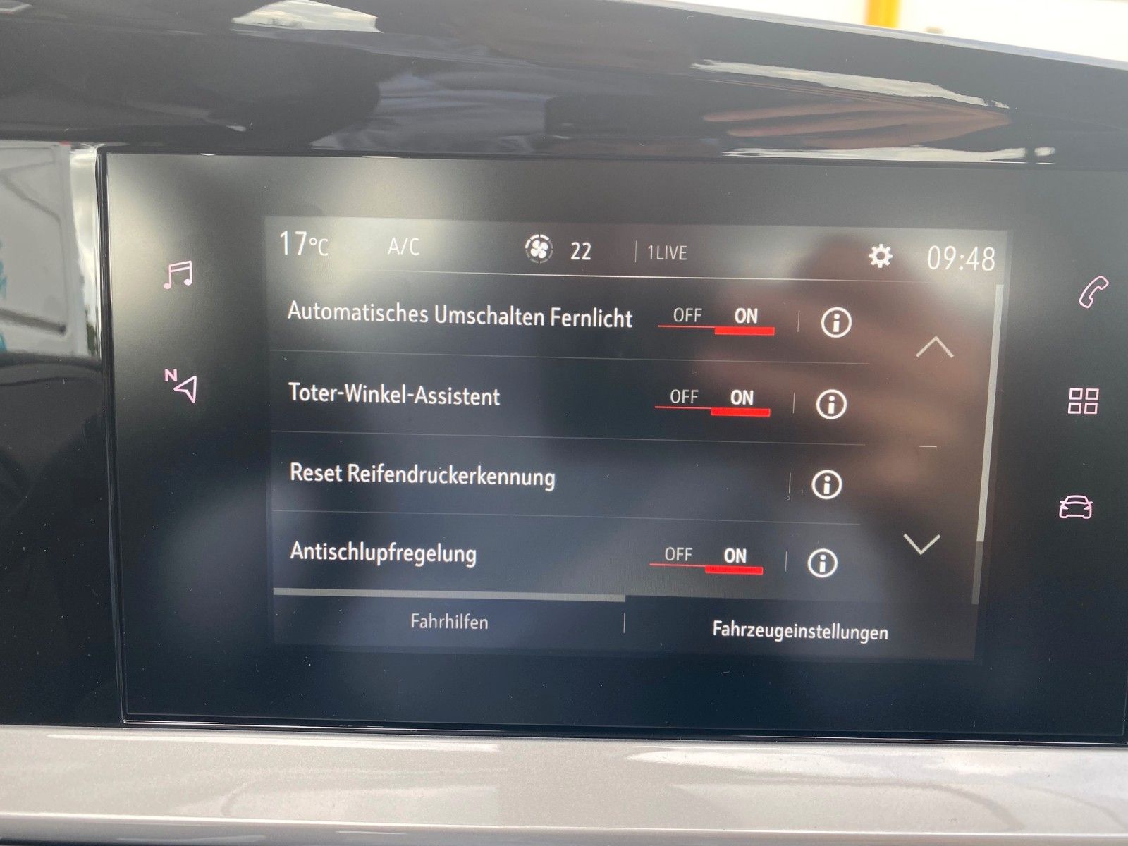Fahrzeugabbildung Opel Mokka 1.2 Turbo 74kW Edition+ACC+LED+APP CONNECT