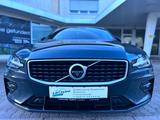 Volvo V60 R Design 2,0 Ltr AWD Navi LED Leder Kam. AHK - Volvo V60: Awd R Design