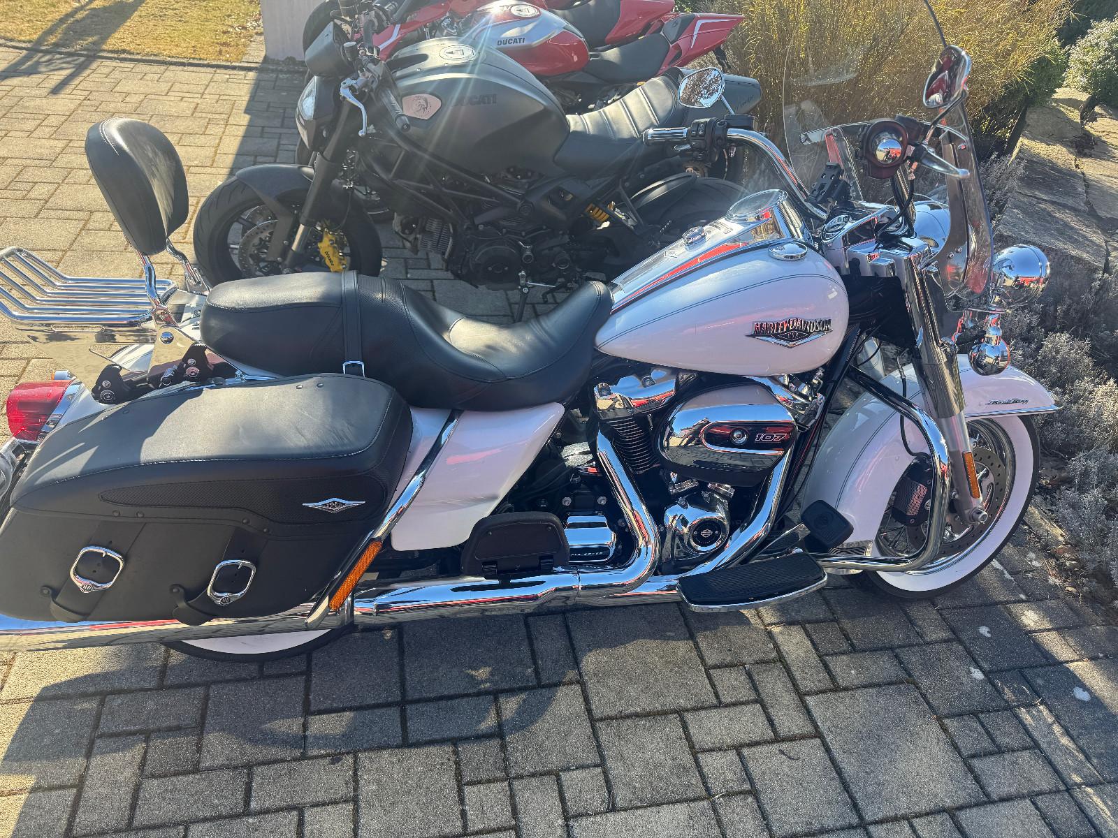 Harley-Davidson Road King Classic