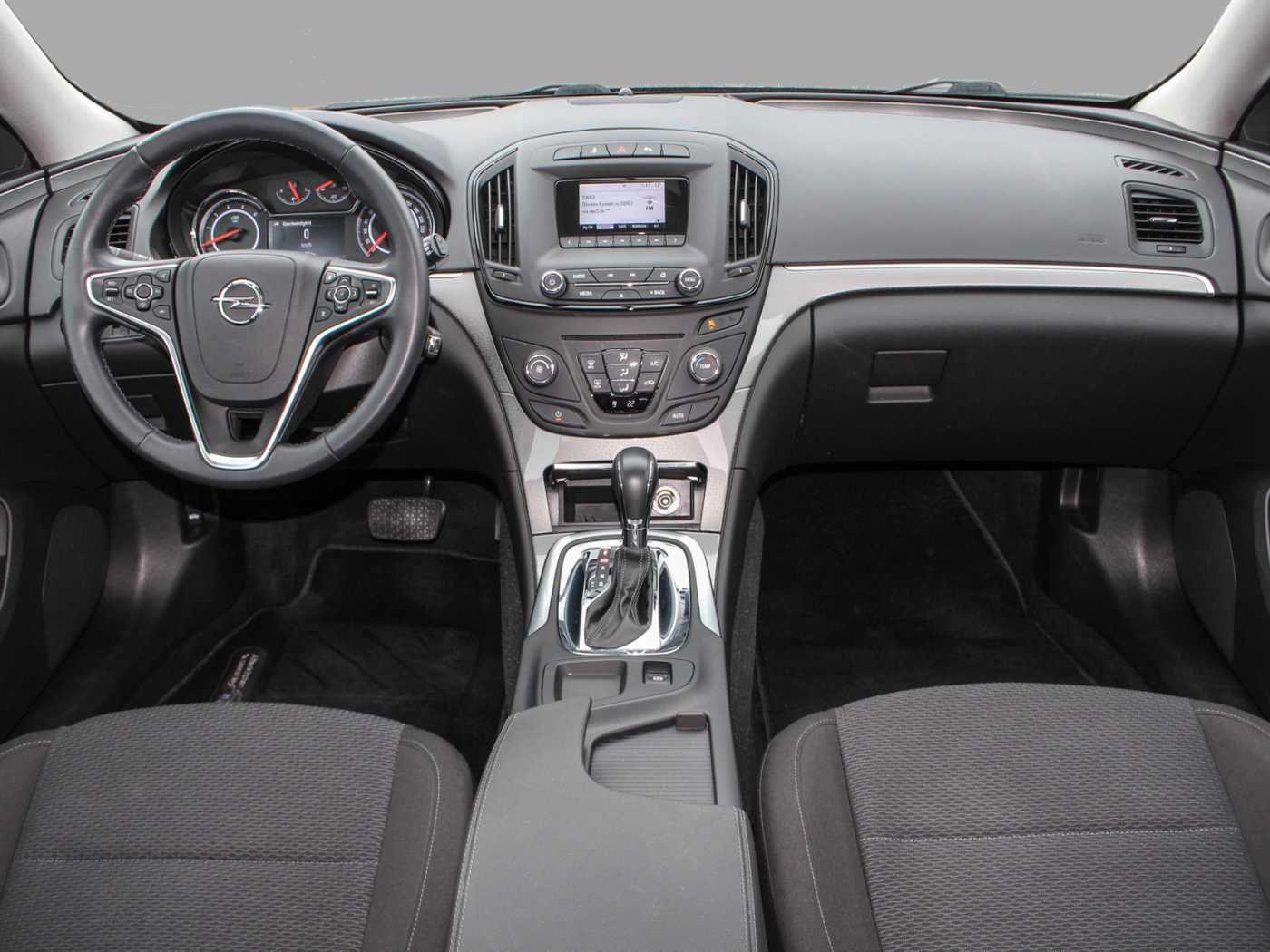Opel Insignia 2015 — engine 1.956 cm³, 163 HP (120kW)