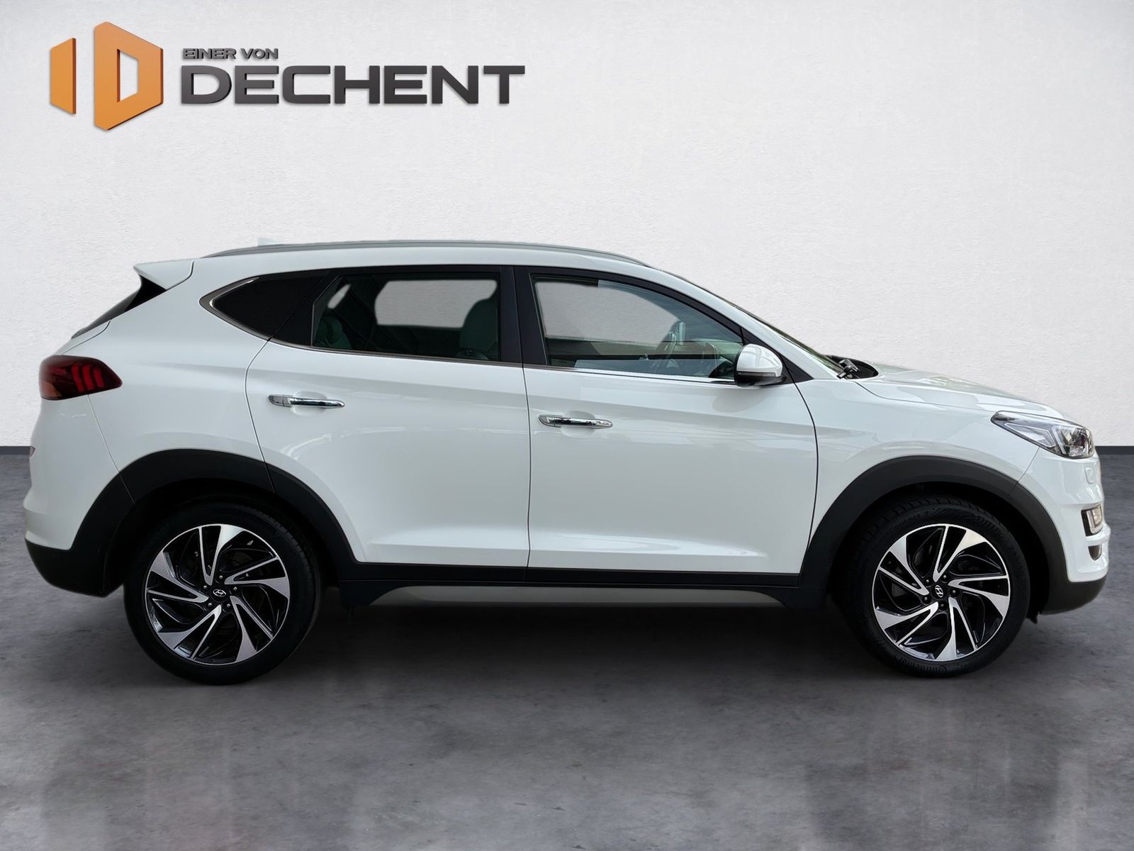 Fahrzeugabbildung Hyundai Tucson 1.6 Premium 360,KlimaA,LED,Leder,Navi,SHZ