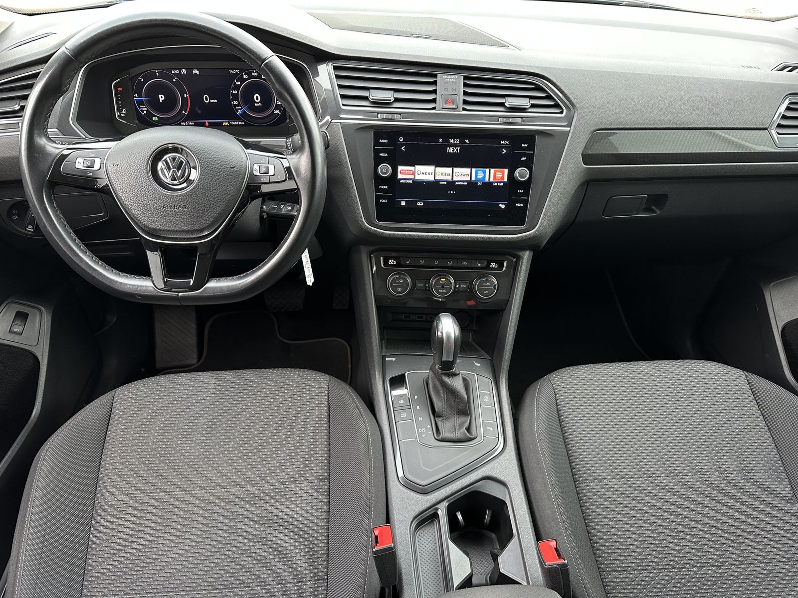 Fahrzeugabbildung Volkswagen Tiguan Allspace 2.0 TDI DSG CL NAV+DYNAUDIO+18ZO