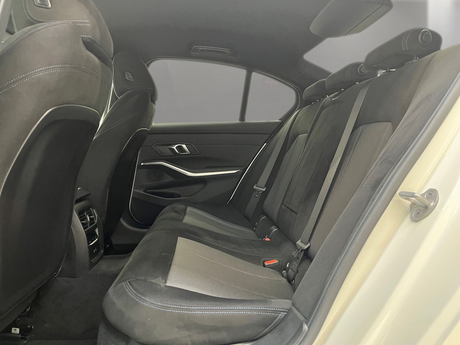 BMW 320 - Bild 13