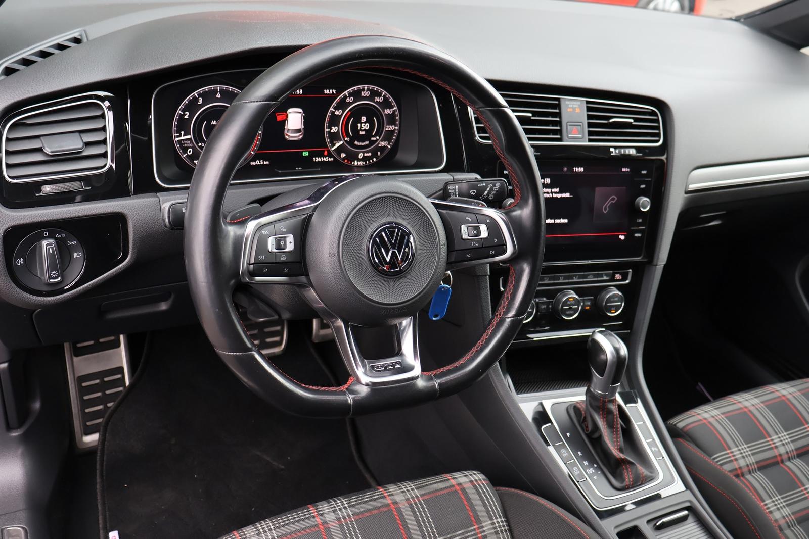 Volkswagen Golf VII 2.0 TSI DSG GTI PERF. LED NAVI VC
