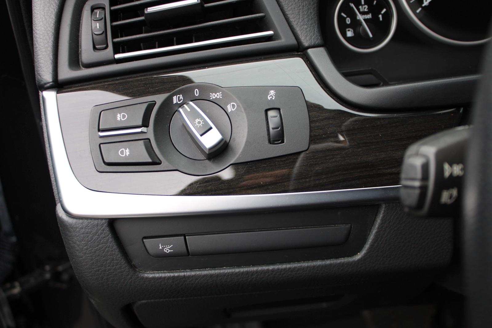 BMW 530d  AHK/Navi Prof./Xenon/Head-Up/SHZ/PDC