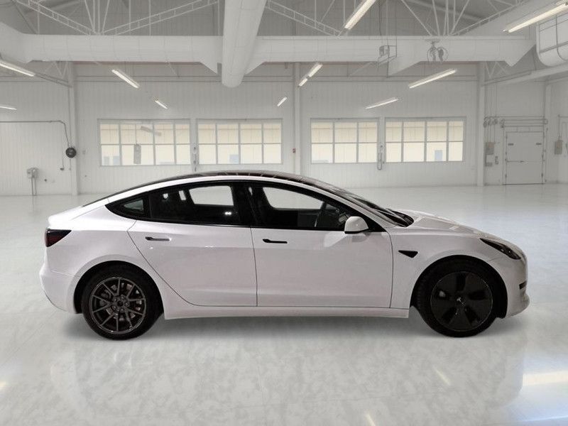 Tesla TESLA MODEL 3 50 KWH STANDARD PLUS RWD 4 PORTE B imagem 3
