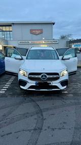 Mercedes-Benz GLB 220 d 4MATIC DCT -