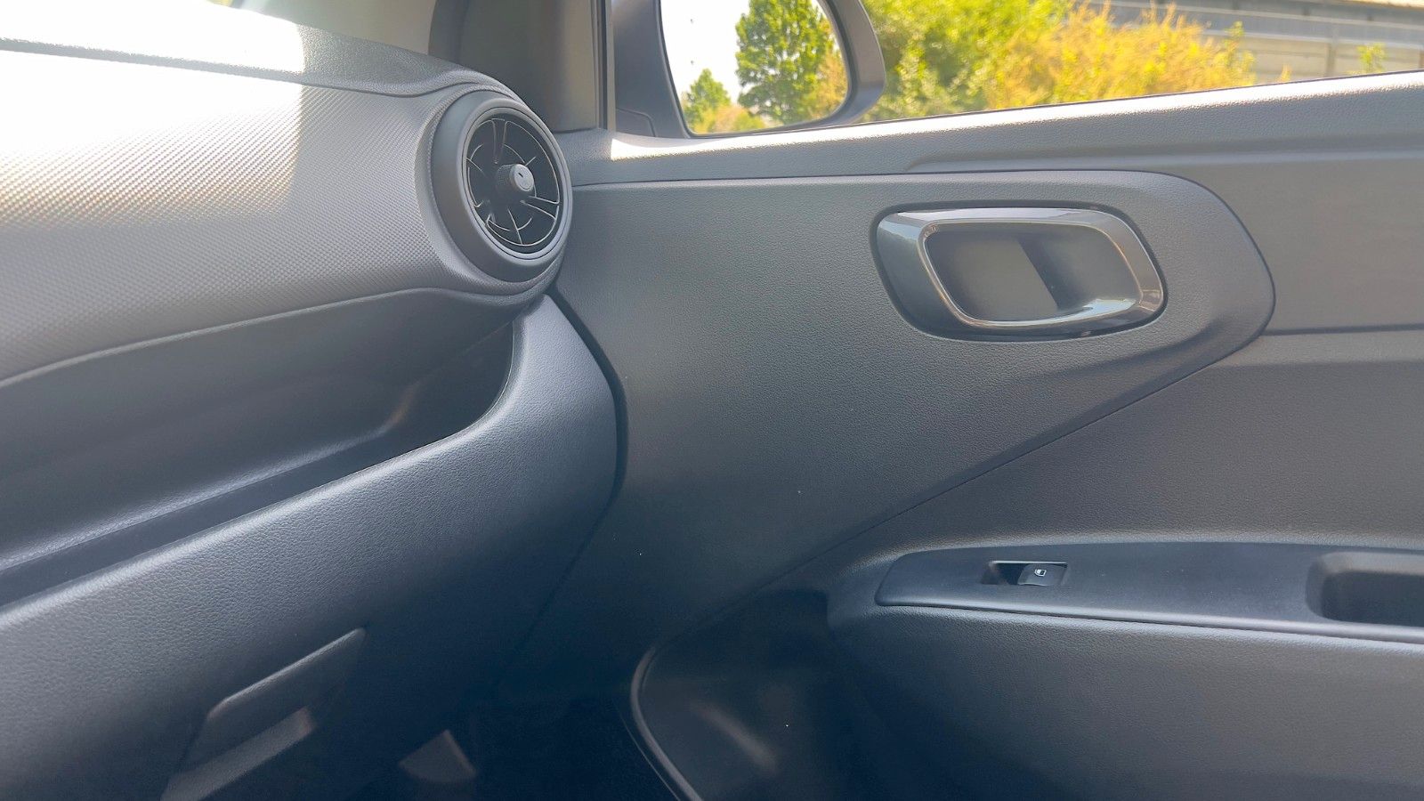 Fahrzeugabbildung Hyundai i10 1.0 Trend *Klima*Navi*CarPlay*PDC*RFKamera*