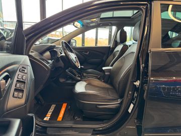 Hyundai ix35 Style AWD *Navi*Leder*Klima*