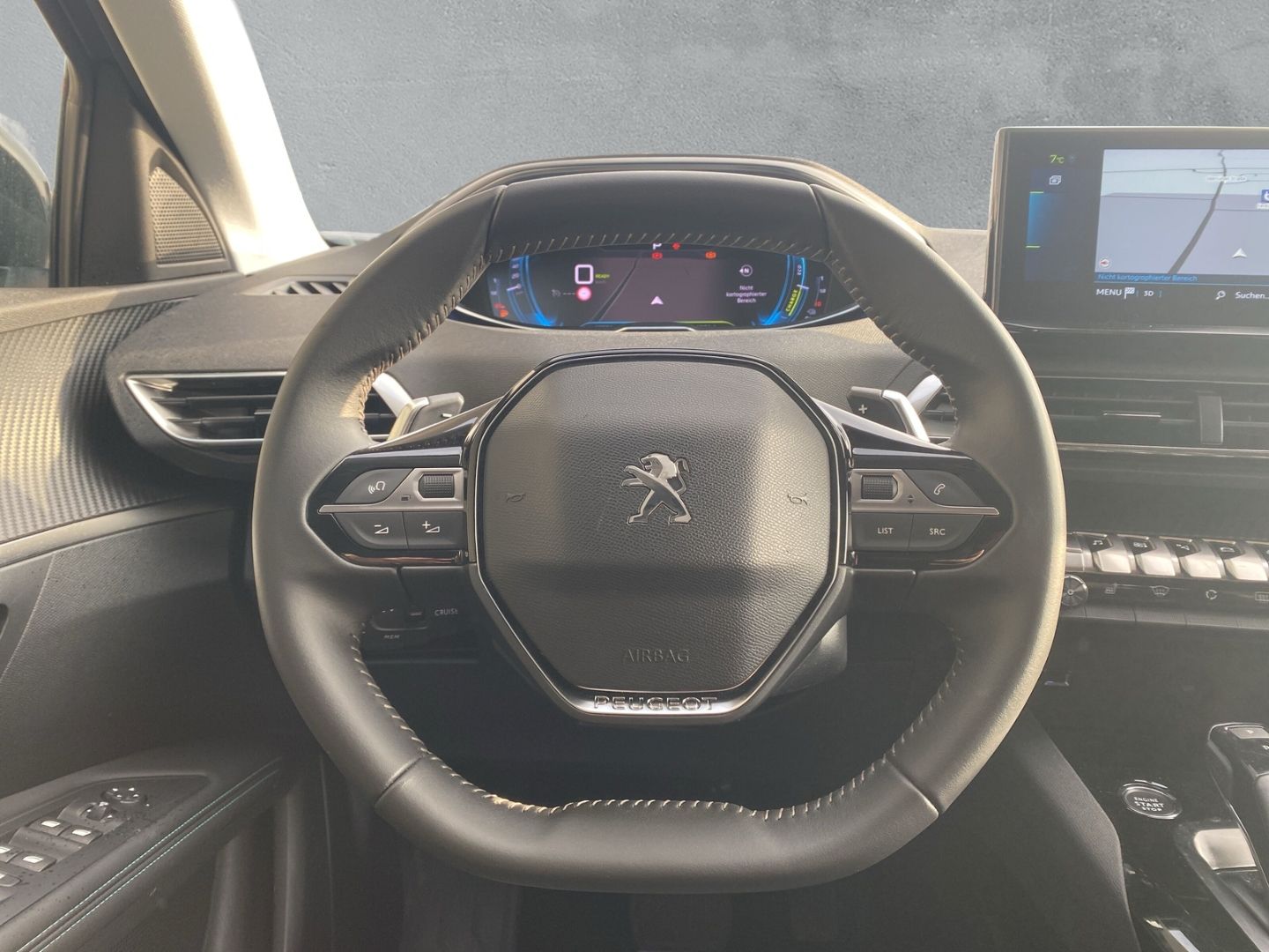 Fahrzeugabbildung Peugeot 3008 Hybrid 225 Allure 1.6 Plug-In EU6d 2WD EAT8