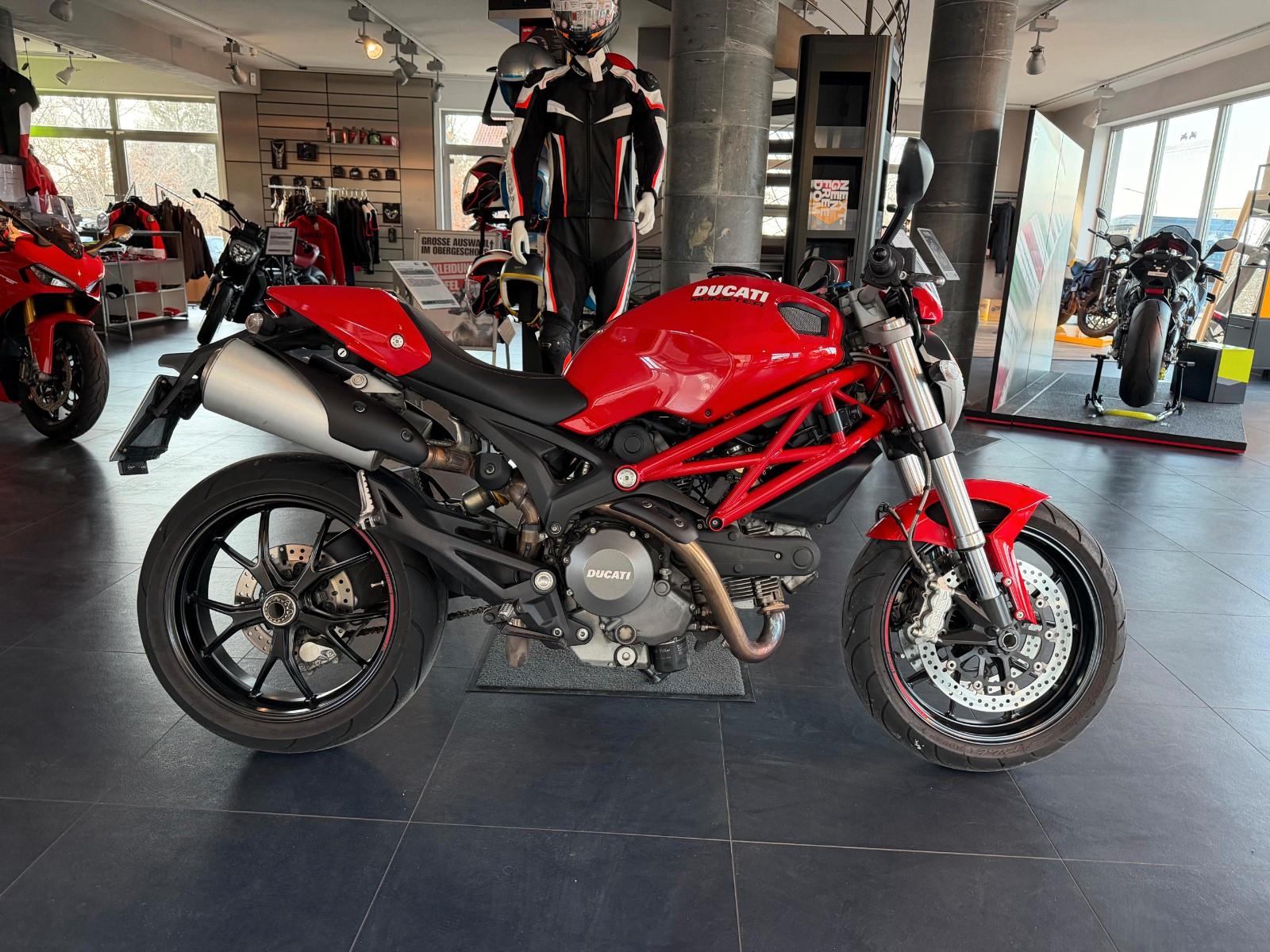 Ducati Monster 796 ABS*top Zustand*wenig Km