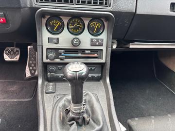 صورة مصغرة 14 لـ 1984 Porsche 944