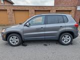 Volkswagen Tiguan 2.0 TSI Premium/3Jahre Garantie inklusive - VW Tiguan Gebrauchtwagen in Bochum