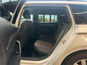 MYAUTOCENTER – Gebraucht- und Jahreswagen mit Werkstattservice in Pfaffenhofen Volkswagen Passat *AHK*ACC*KLIMAAUTO*LED*NAVI*1.HAND*