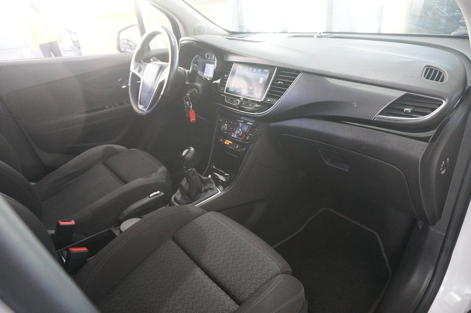 Fahrzeugabbildung Opel Mokka X 1.4 ON NAVI/LED/KAMERA/SHZ/SPORT/NEBEL